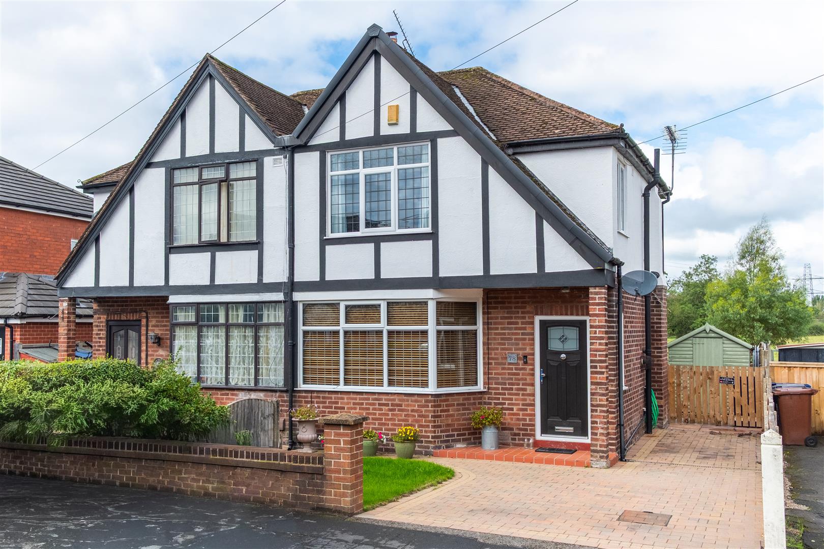 Howick Park Drive, Penwortham, Preston